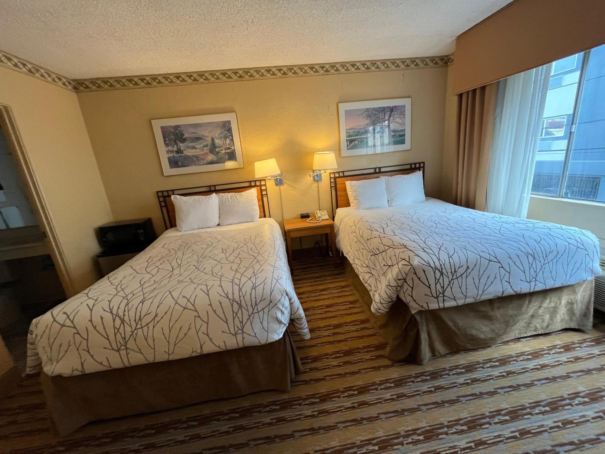 Travelodge By Wyndham Seattle By The Space Needle Ngoại thất bức ảnh